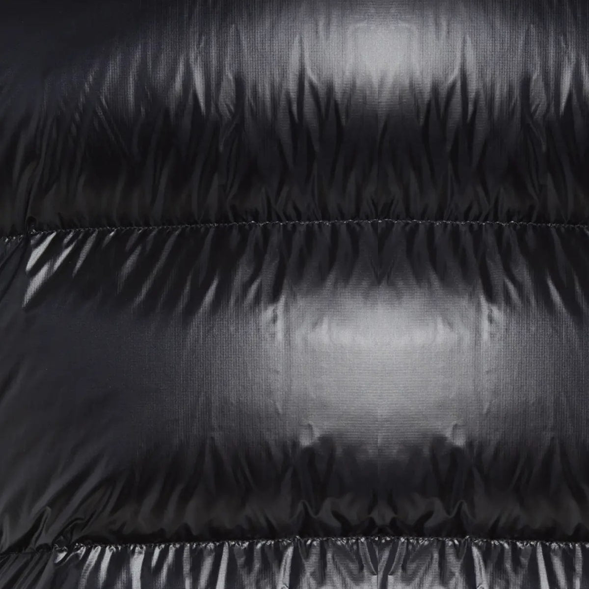 close up Black Quilted Puffer Jacket Adequate For Winter 2024